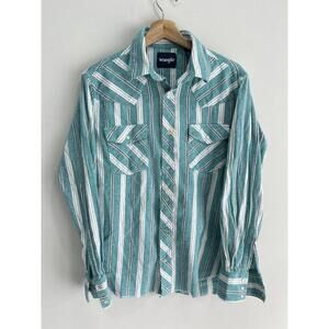 Vintage Wrangler Pearl Snap Button Up Shirt green